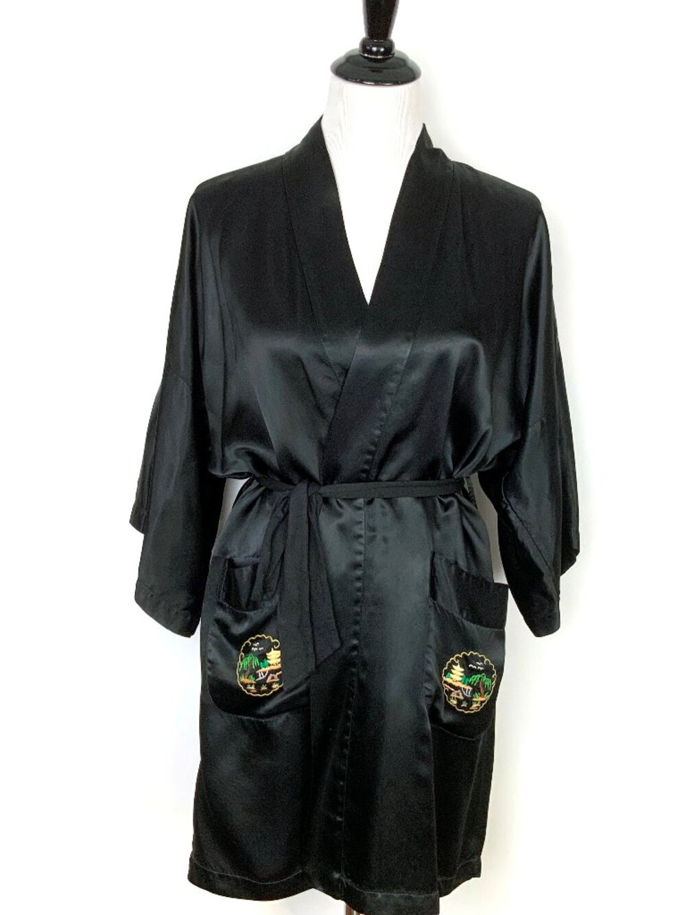 Vintage Longevity Black Satin Rayon Hand Embroidered Kimono Robe Sz M - Picture 2 of 16